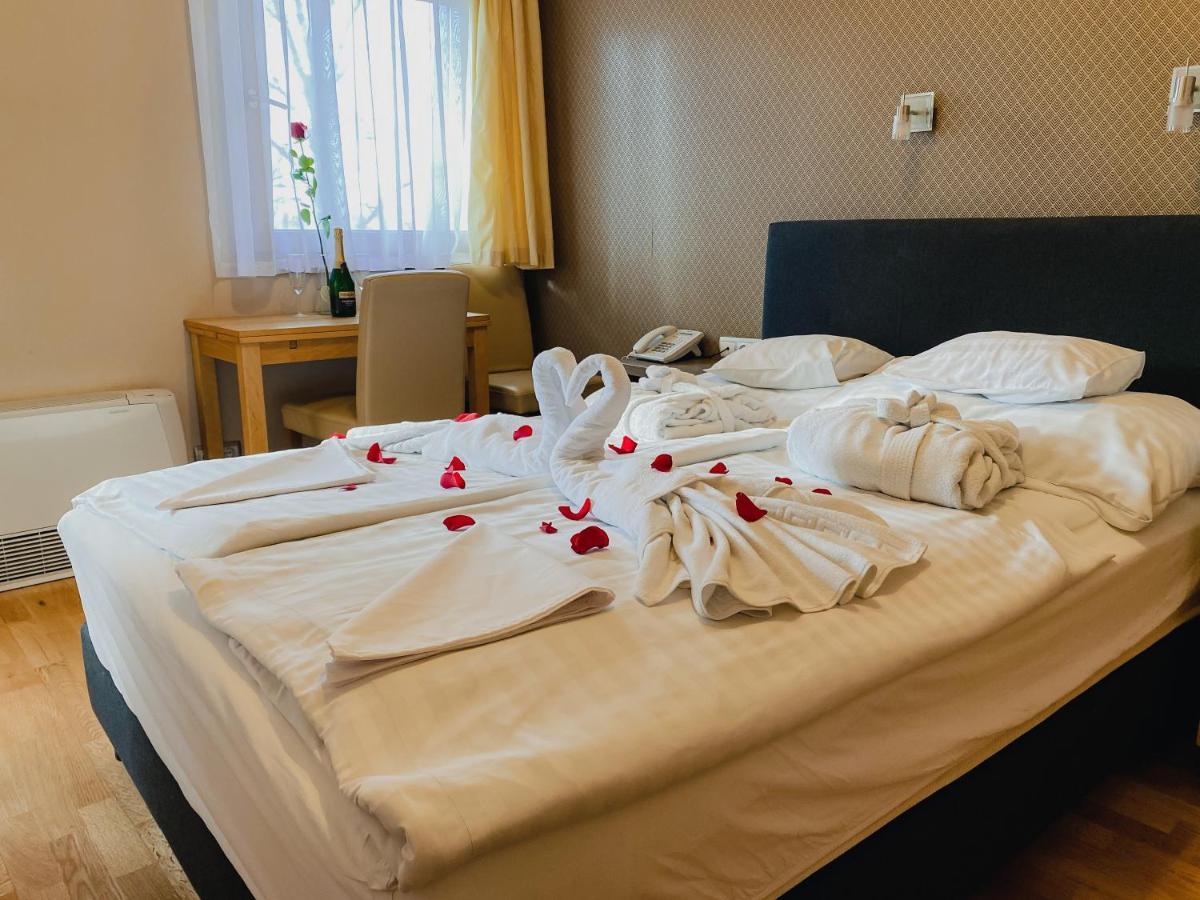 Royal Mediterran Siófok Exteriér fotografie