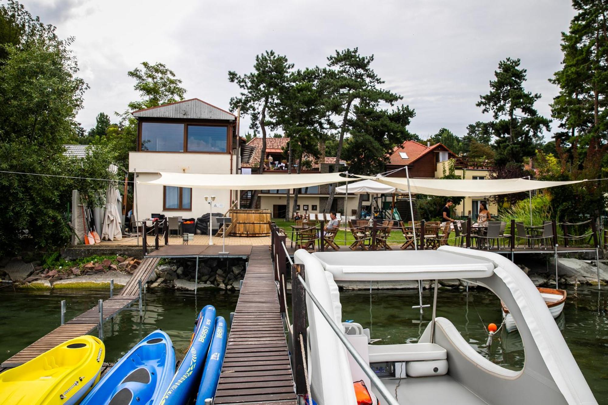 Royal Mediterran Siófok Exteriér fotografie