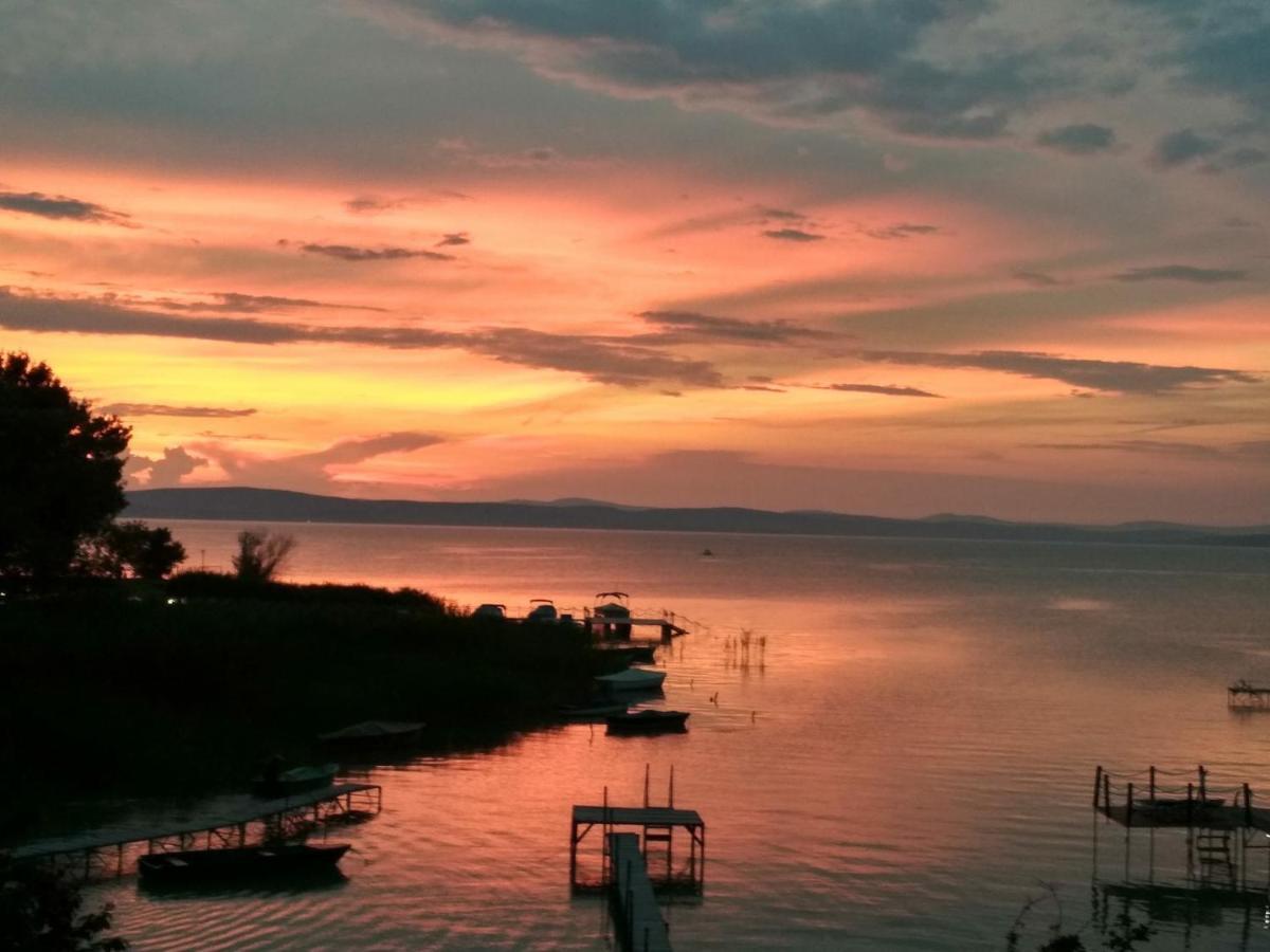 Royal Mediterran Siófok Exteriér fotografie